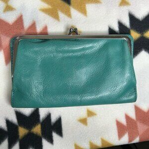 Hobo International Lauren Wallet Womens Clutch Leather Kisslock Vintage Style